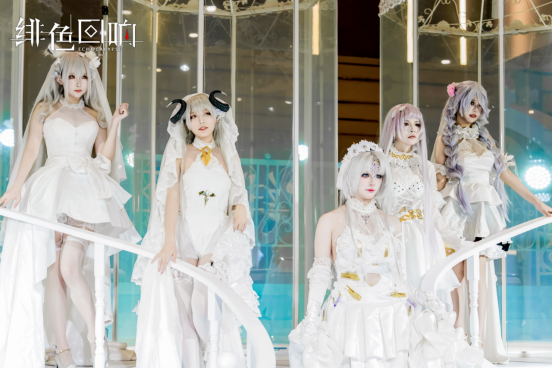 游族网络《绯色回响》亮相CP30，游戏内“誓约”系列皮肤走进现实