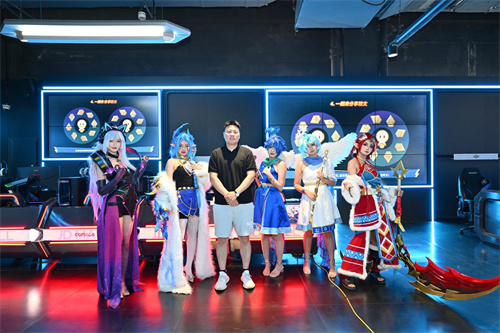 《魔灵召唤》首次登陆沈阳，人气选手集结，现场气氛火热！
